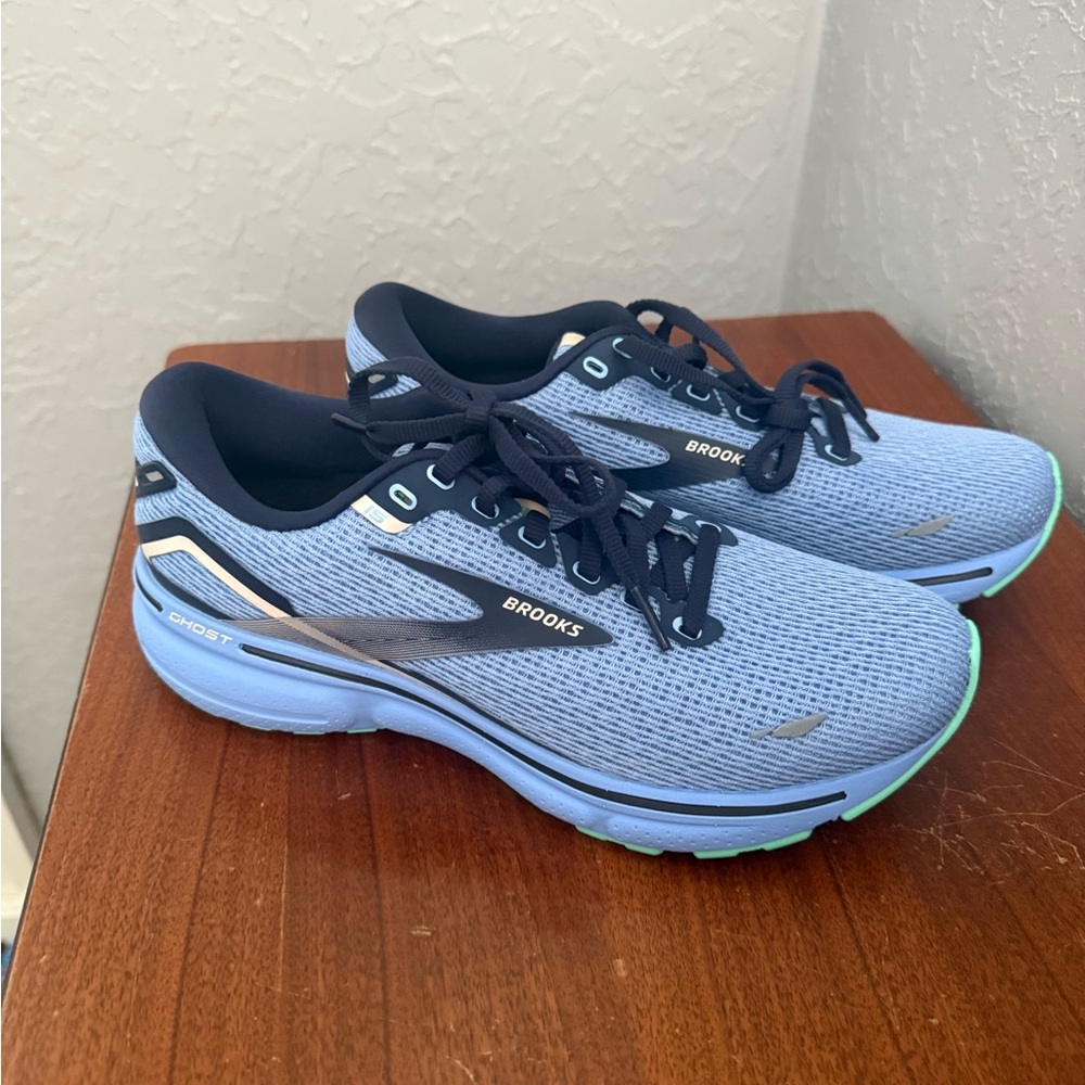 Brooks Women's Athletic Shoes Ghost 15